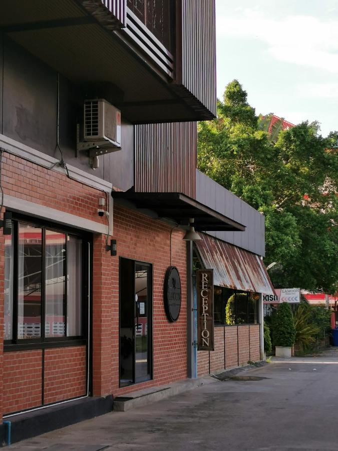 Lamoon Boutique Hotel Suphan Buri Bagian luar foto